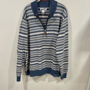 Duluth Trading Co Men's Navy and Cream Zip-Up Sweater
